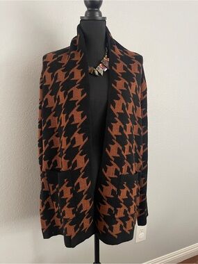 Black & Rust Houndstooth Open Cardigan